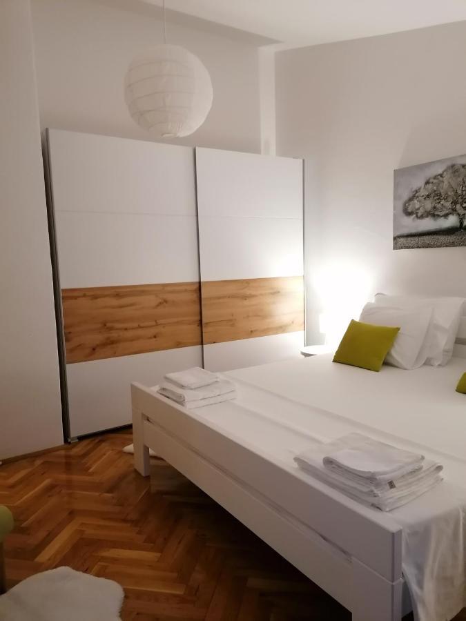 Apartment Near The Sea-Self Check-In Podstrana Exterior foto